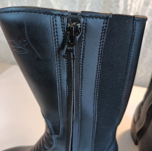 TCX Women's Motorcycle Waterproof Boots with Heels - Picture 10 of 10